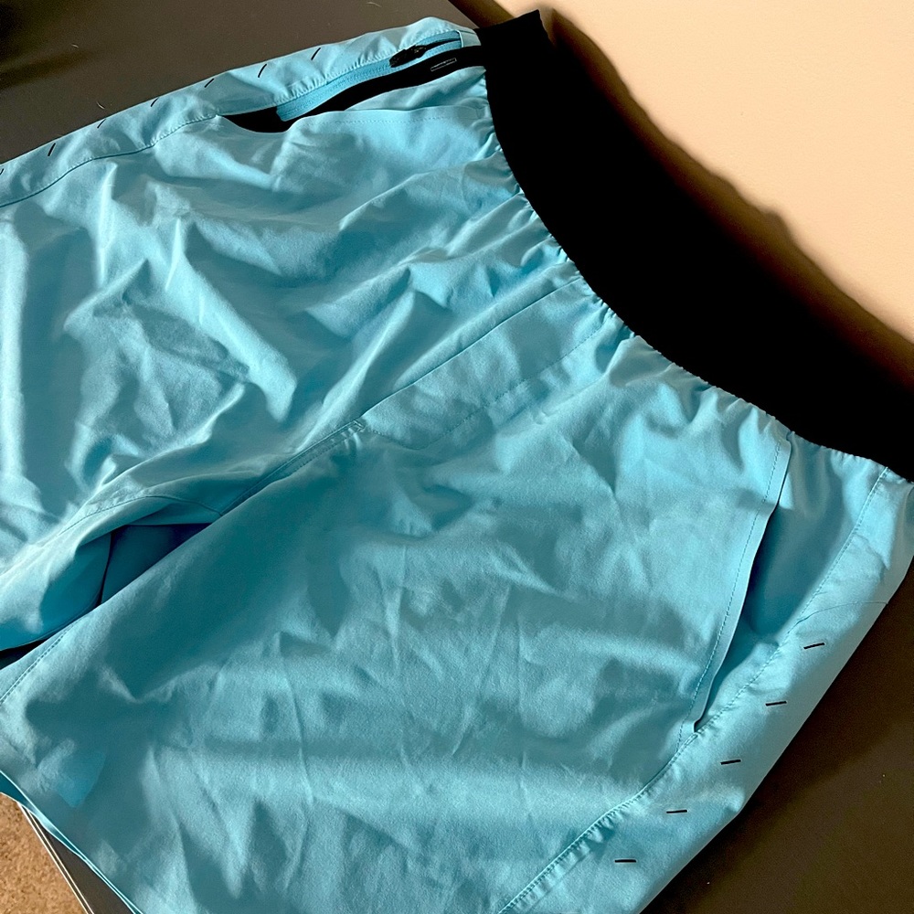 Ten Thousand Interval Short - Storm Blue